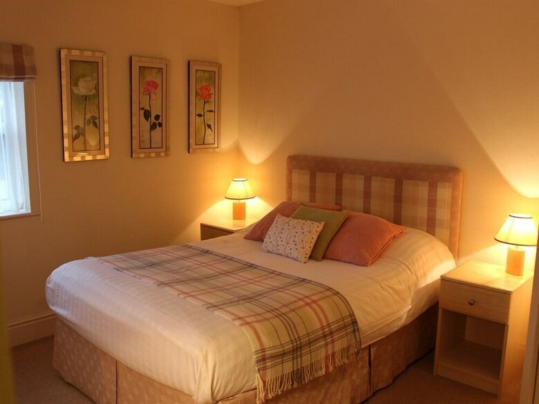 Abbeydale Hotel