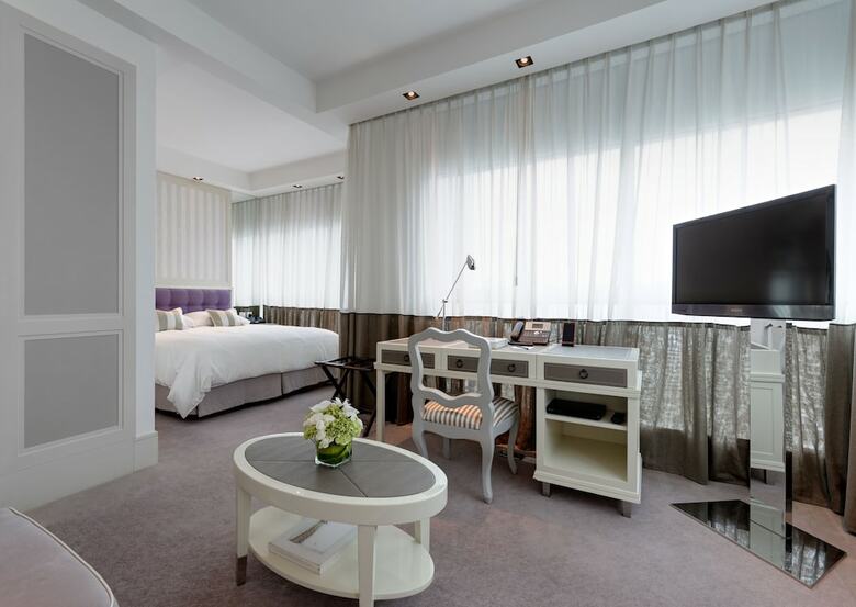 Lanson Place Hotel, Hong Kong