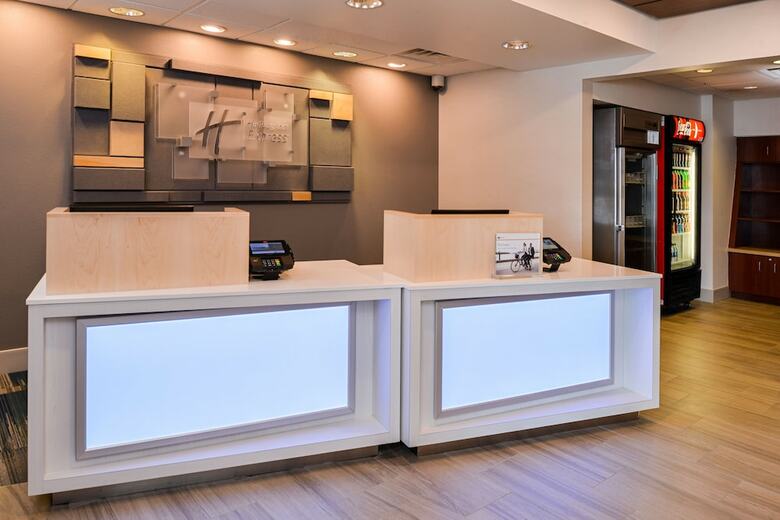 Holiday Inn Express Hotel & Suites Urbana-champaign