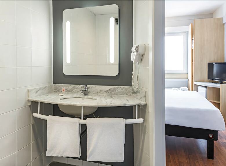 Hotel Ibis Tambor�