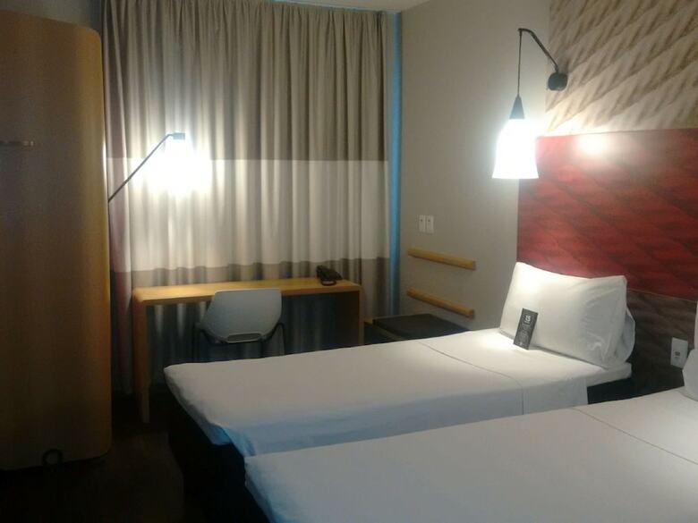Hotel Ibis Navegantes Itajai