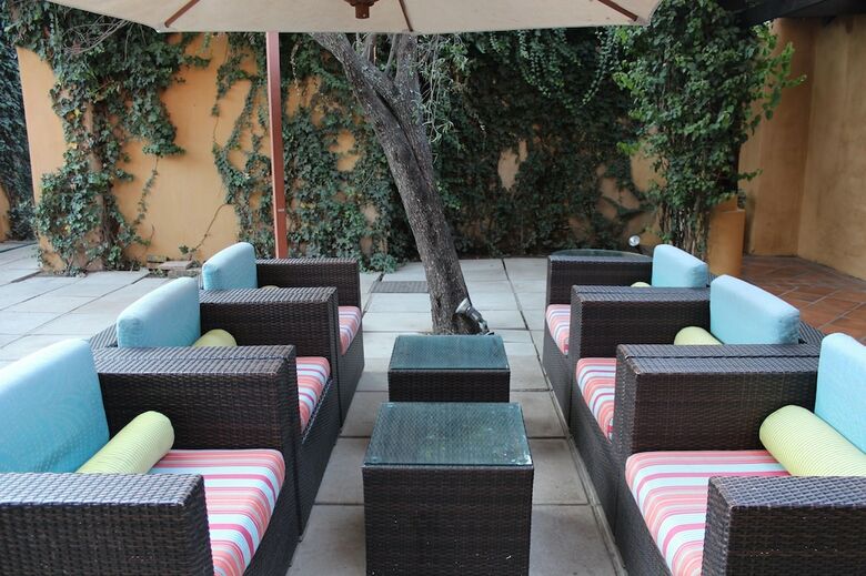 Lombardy Boutique Hotel & Conference Centre
