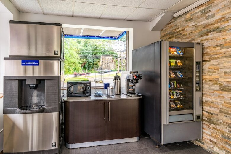 Motel 6 Elmsford, Ny - White Plains
