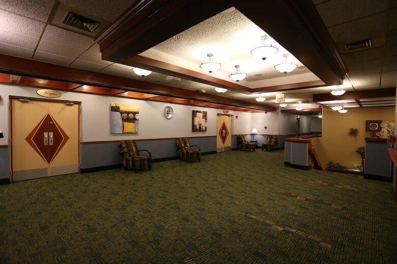 Hotel Magnuson Grand Columbus North