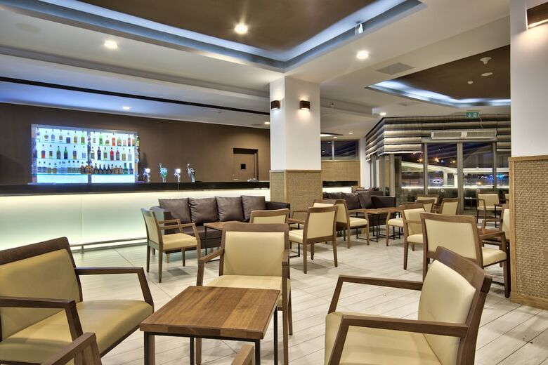 Hotel Db Seabank Resort And Spa - All Inclusive