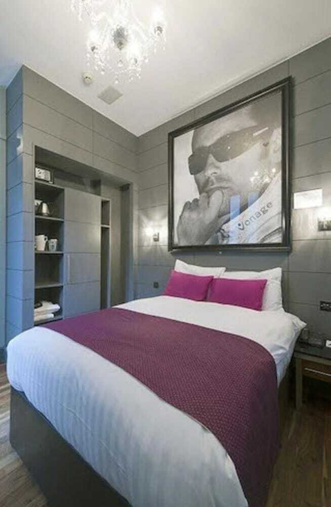 Angel's Share Hotel