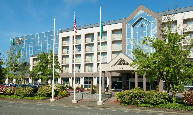 Hotel Embassy Suites By Hilton Seattle Bellevue