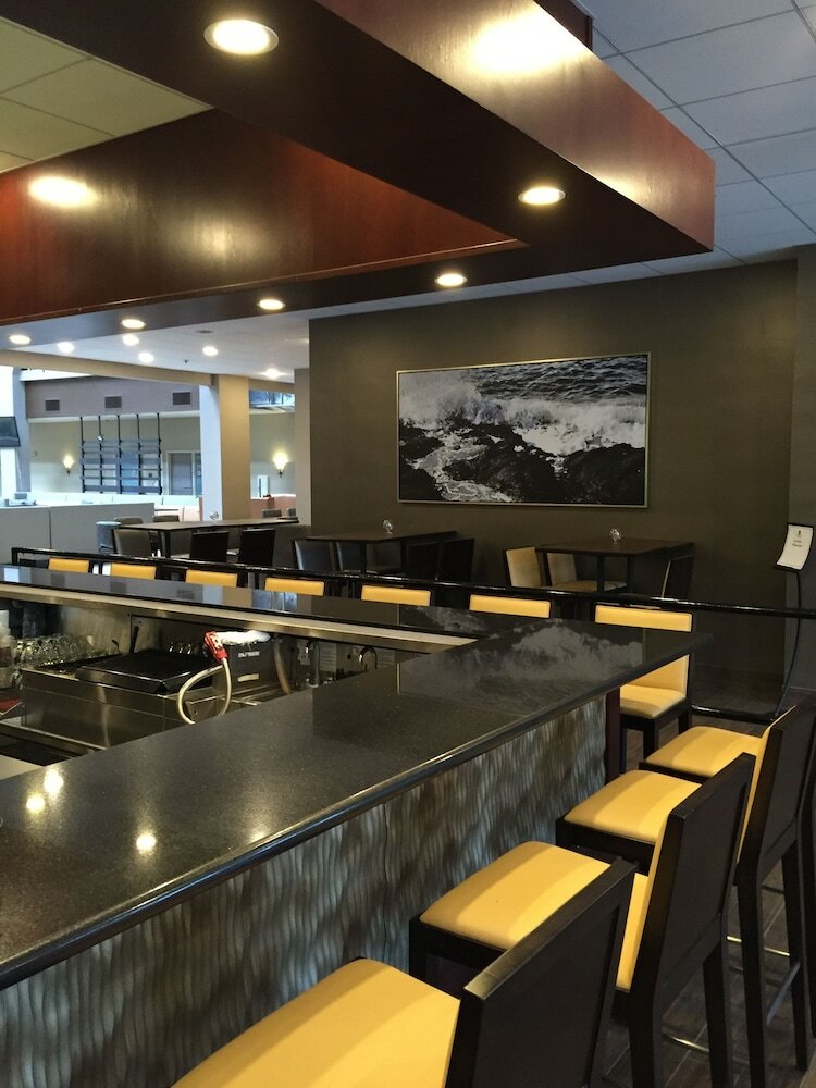 Hotel Embassy Suites By Hilton Seattle Bellevue