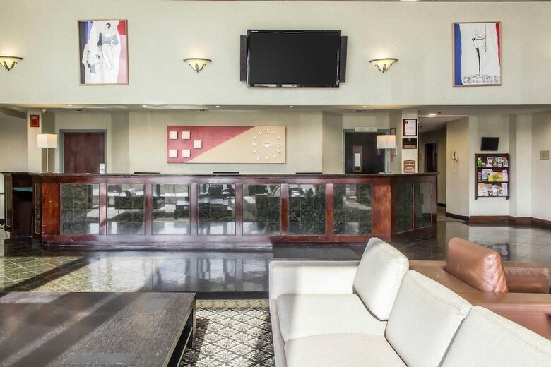 Clarion Hotel & Conference Center