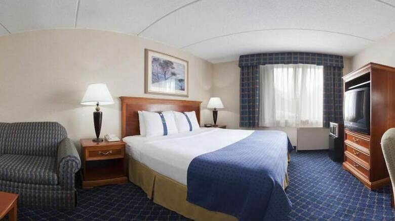 Clarion Hotel & Conference Center