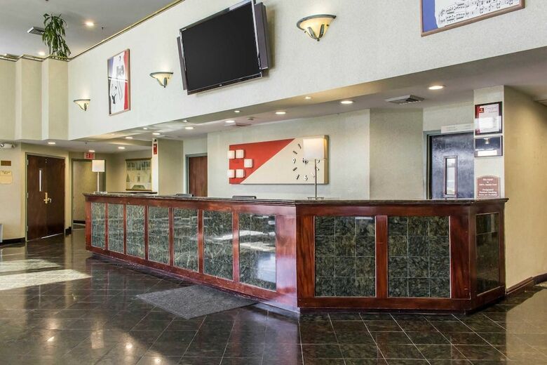 Clarion Hotel & Conference Center
