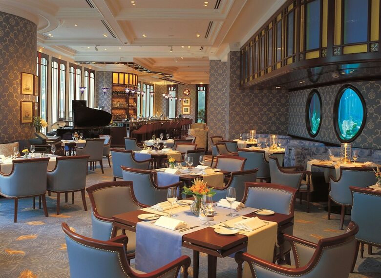 Hotel Island Shangri-la