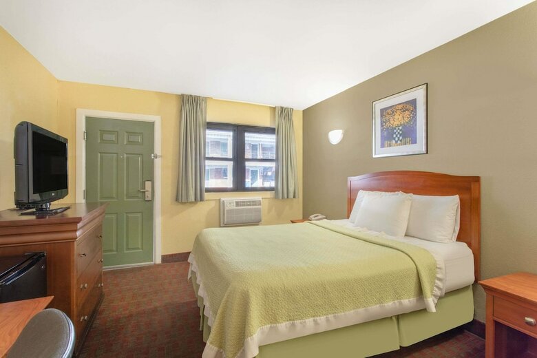 Motel Days Inn By Wyndham Elmsford / White Plains