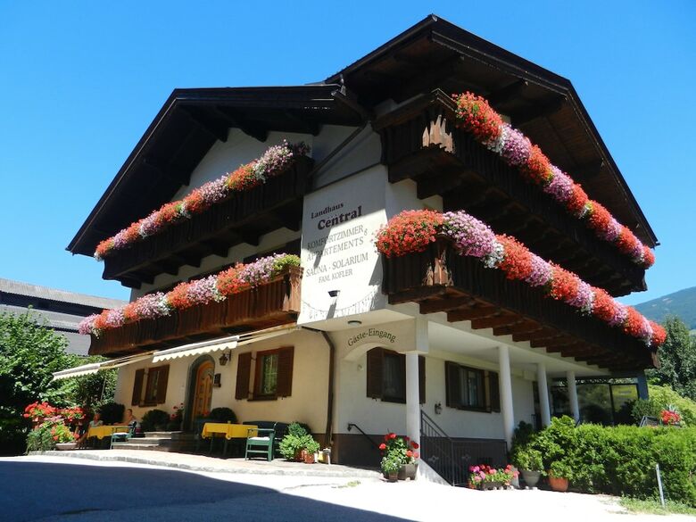Central Hotel & Apart Mit Landhaus