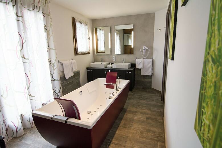 Hotel H�tel Altis Val Vert