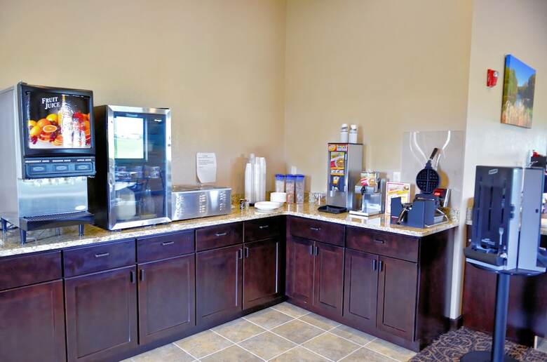 Hotel Cobblestone Inn & Suites - Monticello
