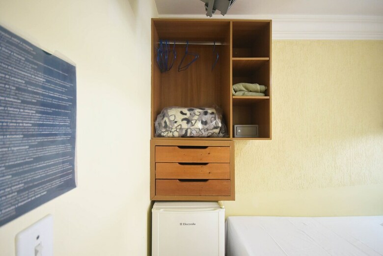 Apartamento Flat Econ�mico