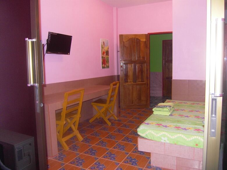 Hotel Rueang Sri Si Ri