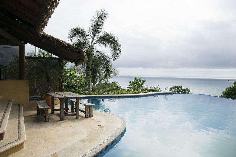 Hotel Vista De Olas