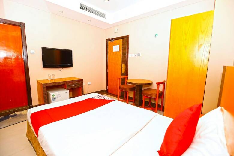 Oyo 102 Sea Shell Hotel