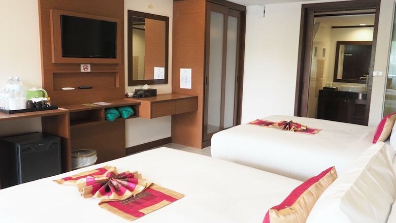 Hotel Chivatara Resort & Spa Bang Tao Beach