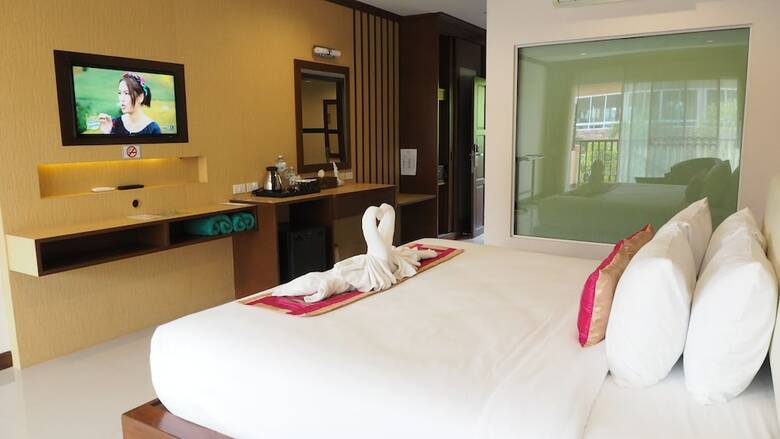 Hotel Chivatara Resort & Spa Bang Tao Beach