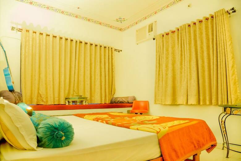 Hotel Hanuman Ghat
