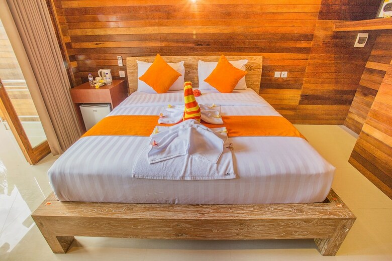 Hotel Dinatah Lembongan Villas