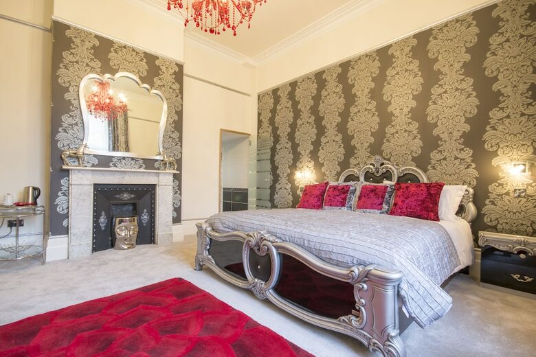 Hotel Derby Manor