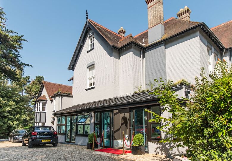 Hotel Derby Manor