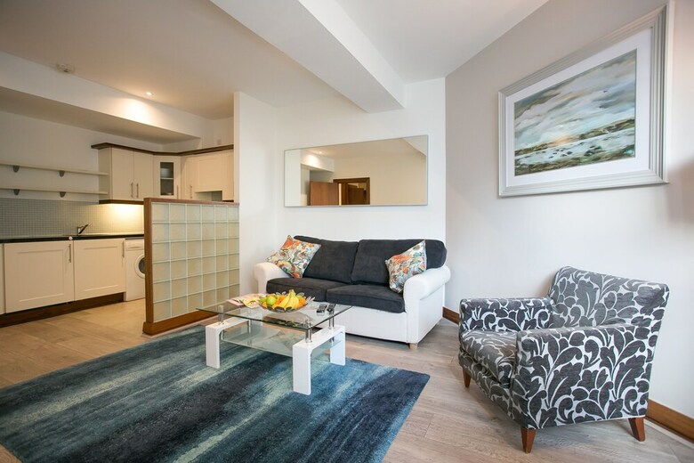O'connell Bridge Apartments