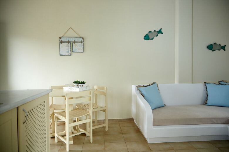 Aelia Apartments