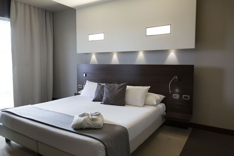 Ih Hotels Pomezia Selene