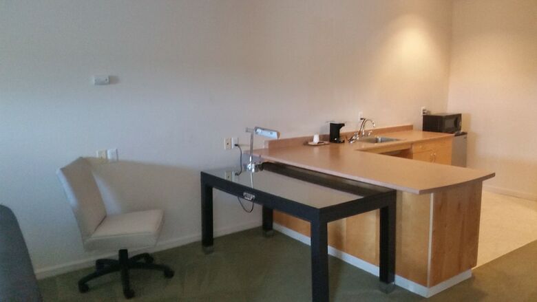 Hotel Orca Inn Suites