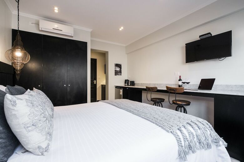 Apart Hotel B