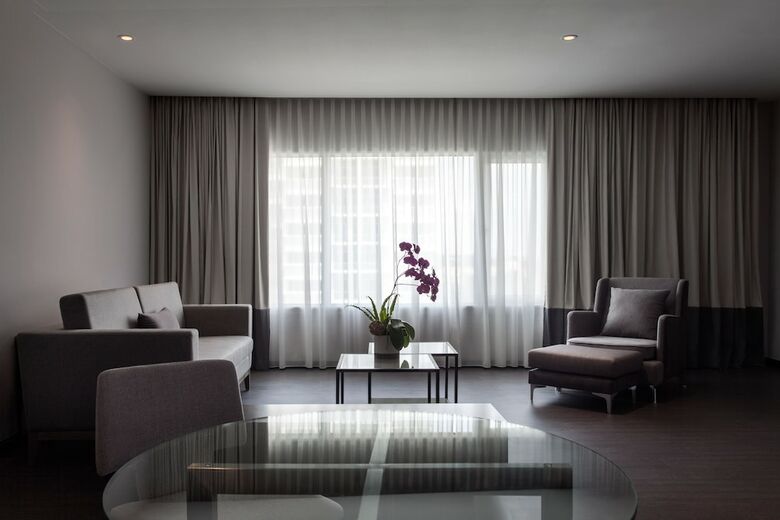 Hotel Pullman Miri Waterfront