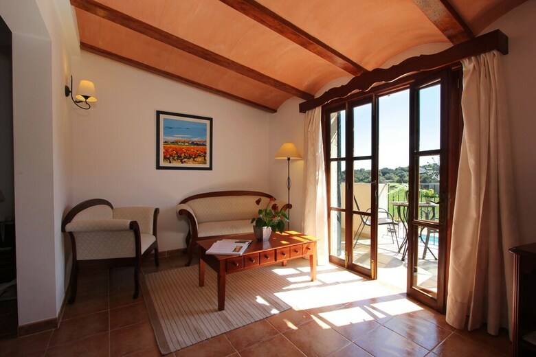Hotel Rural Monnaber Nou & Spa