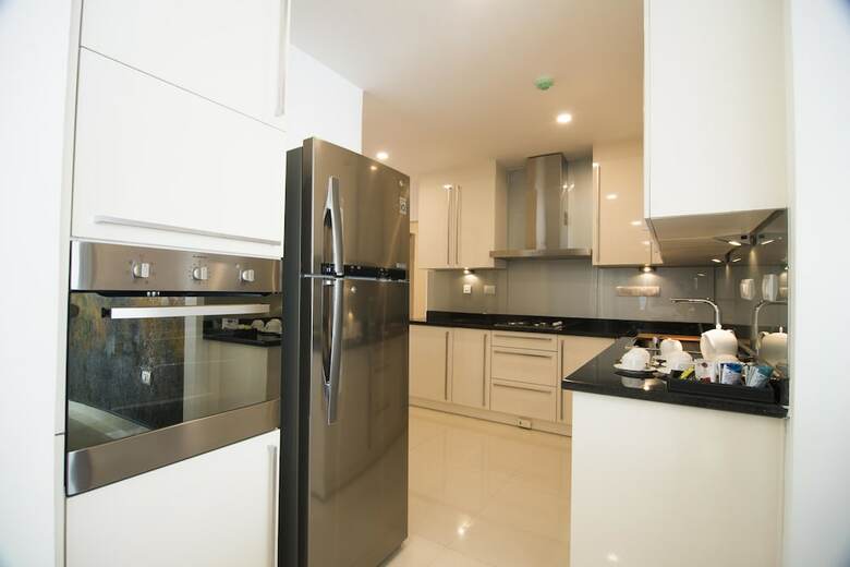 Aparthotel Platinum One Suites