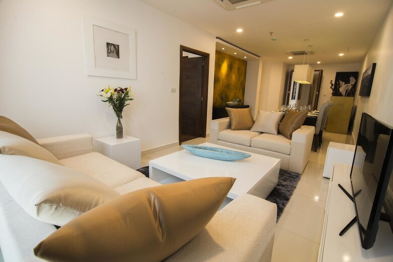 Aparthotel Platinum One Suites