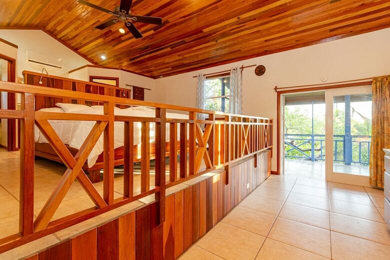 Aparthotel White Sands Cove