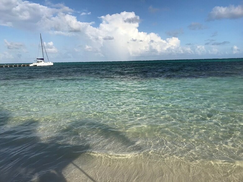 Aparthotel White Sands Cove