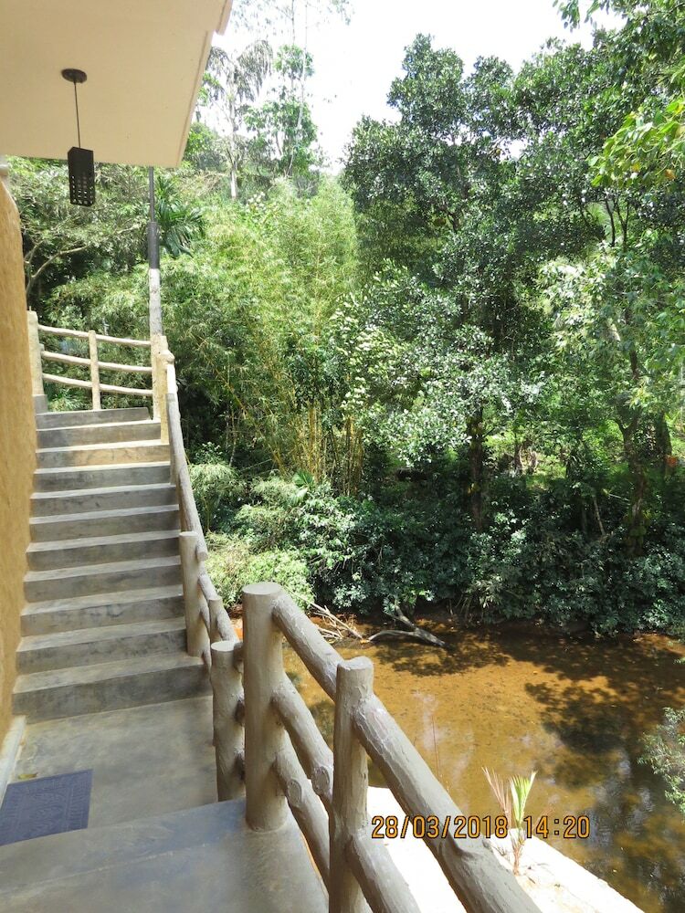 Posada Sinharaja Birder's Lodge
