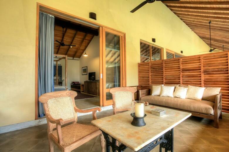 Hotel Villa Saffron Hikkaduwa