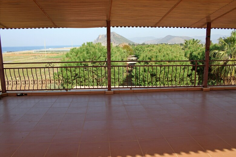 Hotel Koru Beach Club