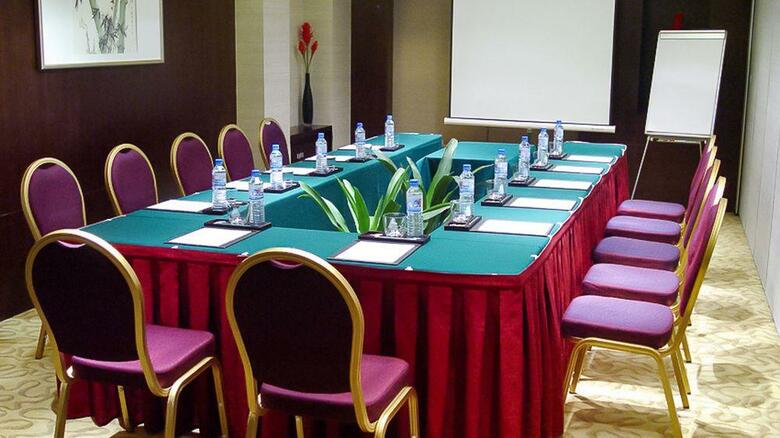 Hotel Holiday Inn Guangzhou Shifu