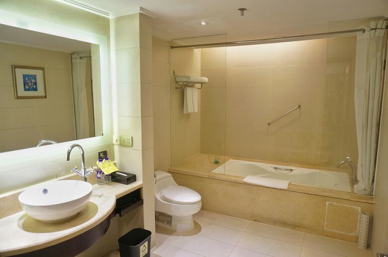 Hotel Holiday Inn Guangzhou Shifu