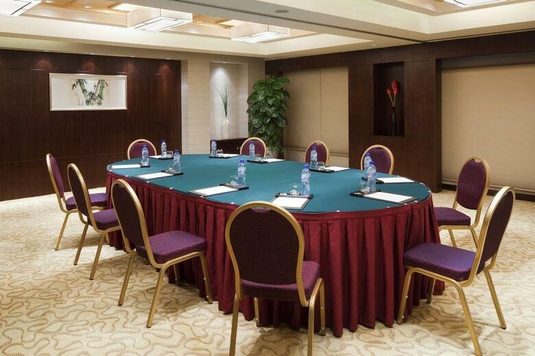 Hotel Holiday Inn Guangzhou Shifu