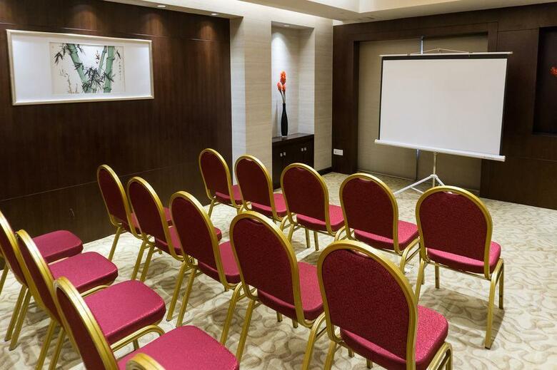 Hotel Holiday Inn Guangzhou Shifu