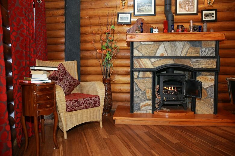 Hotel Queenswood Cottage
