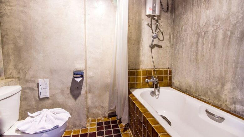 B2 Mahidol Boutique & Budget Hotel